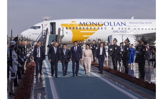 Монгол улсын Ерөнхийлөгч Узбекистанд айлчилж байна