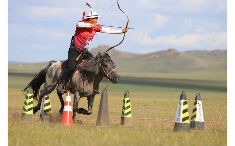 Морьт харваач Г.Гэсэр улсын аварга боллоо