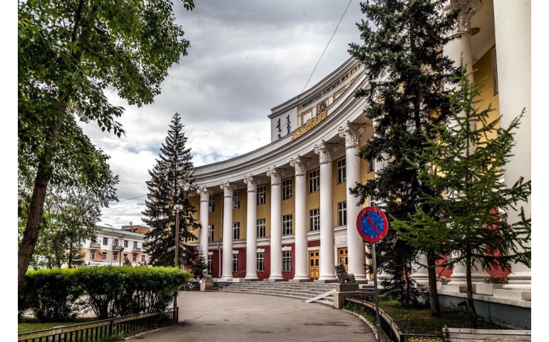 МУИС зургаан багш ажилд авна